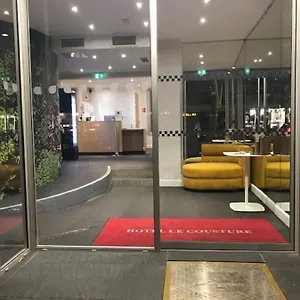https://hotel-le-cousture-toulouse.midi-pyreneeshotels.com